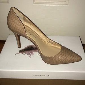Jessica Simpson “Livvy” heels